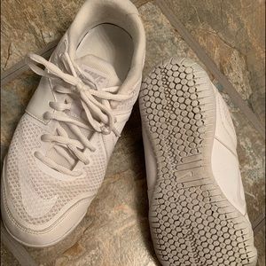 Women’s size 7 Nike cheer sneakers